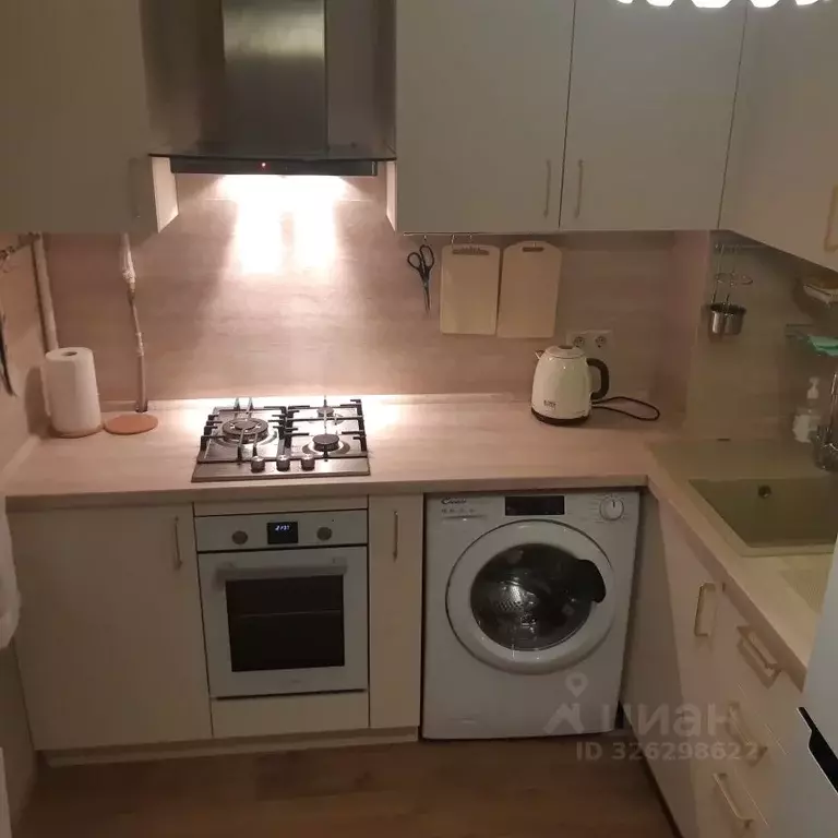 1-к кв. Москва ул. Введенского, 10К1 (35.0 м) - Фото 1