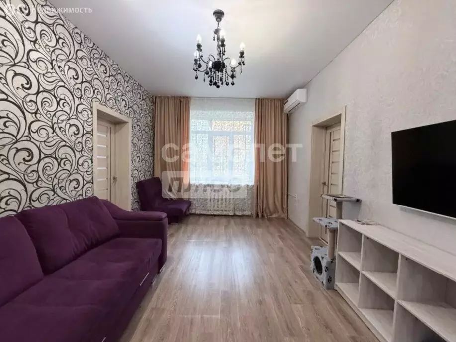 3-комнатная квартира: Миасс, улица Романенко, 81 (68 м) - Фото 1