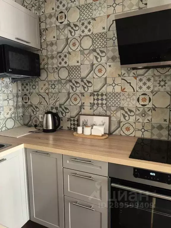 1-к кв. Псковская область, Псков ул. Ижорского Батальона, 13 (35.0 м) - Фото 1