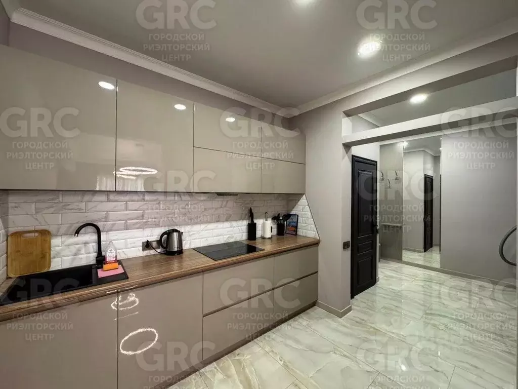 3-к кв. Краснодарский край, Сочи ул. Ленина, 219/6Б (82.9 м) - Фото 1