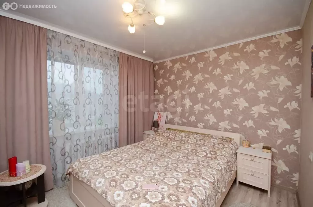 2-комнатная квартира: Ялуторовск, Вокзальная улица, 20 (49 м) - Фото 1