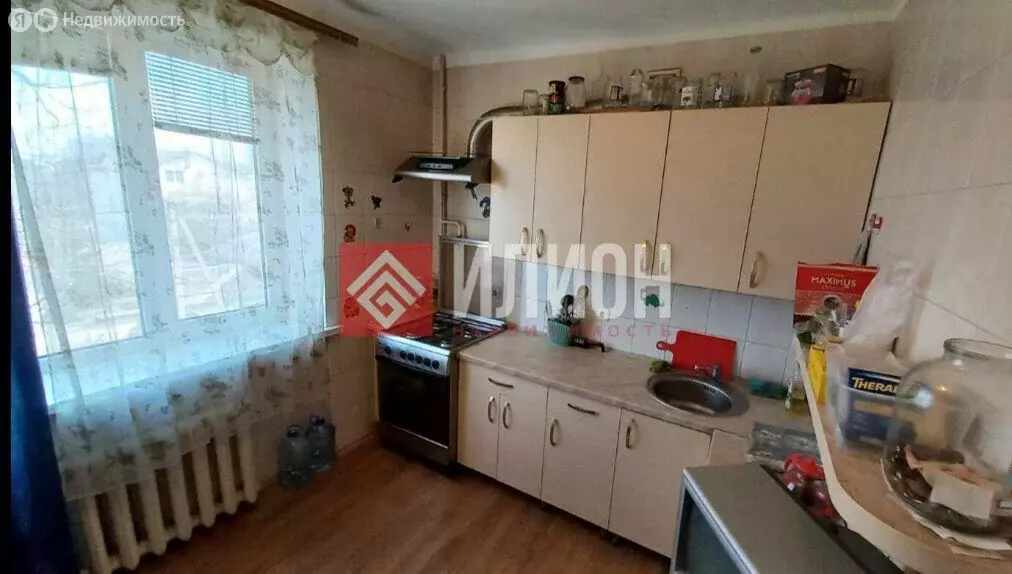 3-комнатная квартира: Севастополь, улица Ивана Голубца, 45 (75 м) - Фото 1