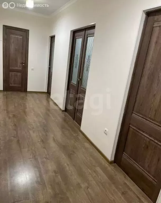 2-комнатная квартира: Беслан, улица Фриева, 47А (47 м) - Фото 1