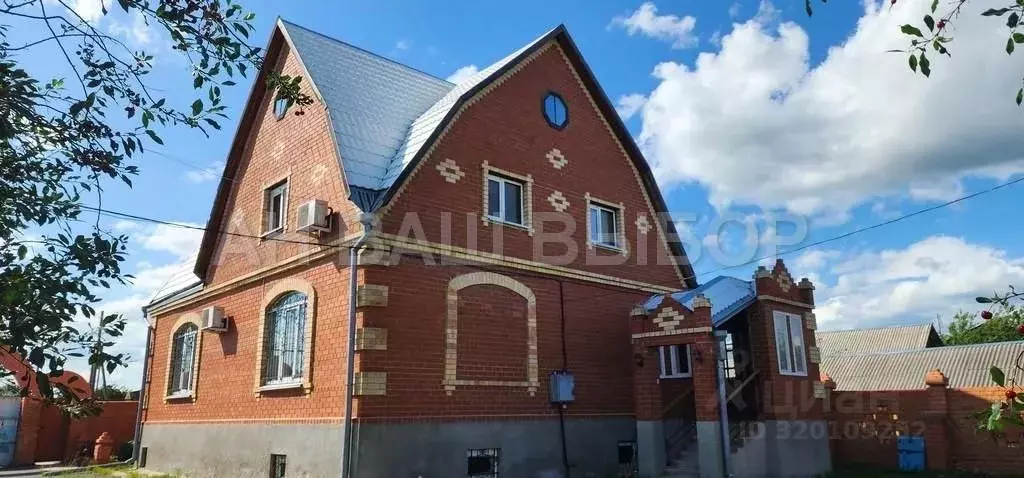 Дом в Тюменская область, Тюменский район, с. Успенка  (238 м) - Фото 1