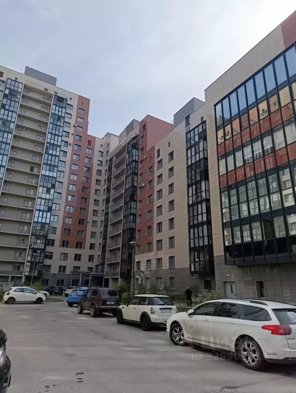 3-к кв. Санкт-Петербург ул. Адмирала Трибуца, 8 (88.2 м) - Фото 1