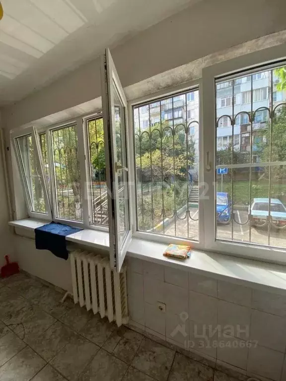 3-к кв. Краснодарский край, Новороссийск ул. Куникова, 58А (58.0 м) - Фото 0
