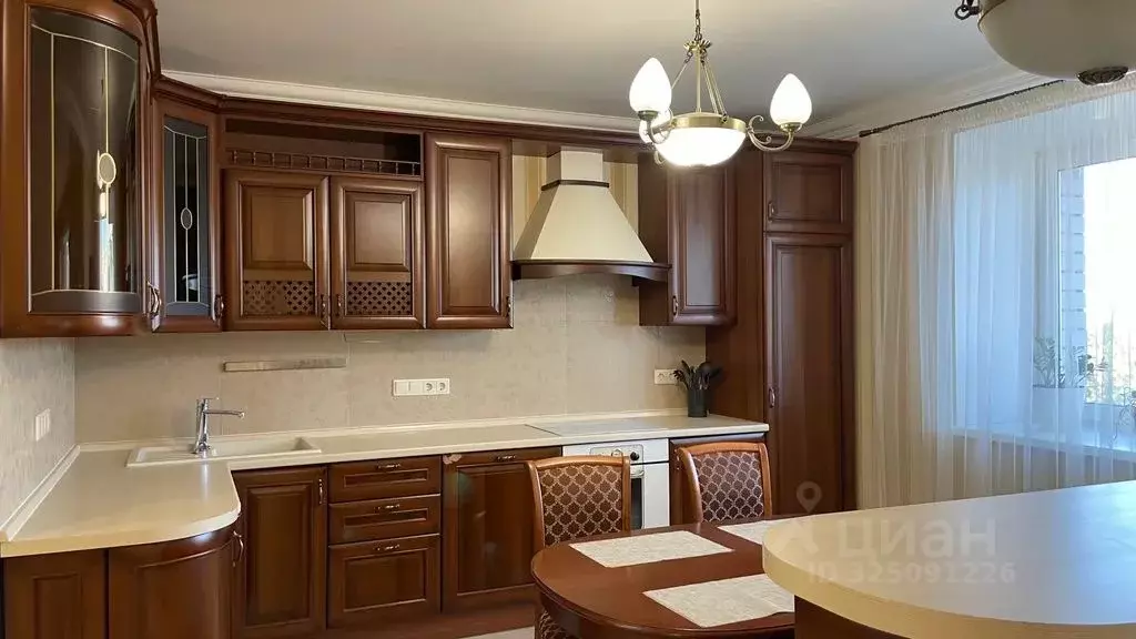 1-к кв. Татарстан, Казань ул. Баки Урманче, 10 (60.0 м) - Фото 1