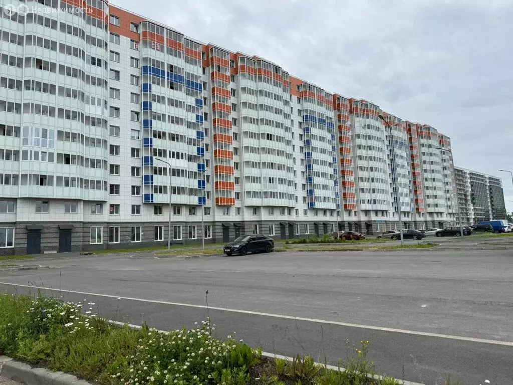 1-комнатная квартира: Янино-1, Заводская улица, 18к2 (45.2 м) - Фото 0