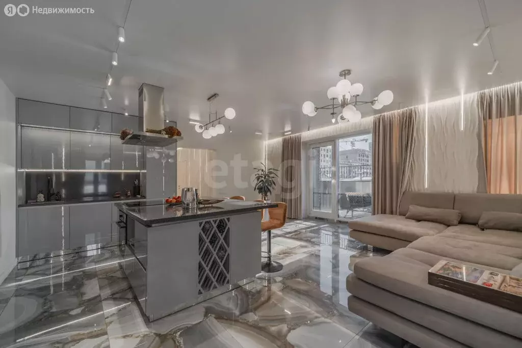 3-комнатная квартира: Иркутск, улица Красных Мадьяр, 29 (98.2 м) - Фото 1