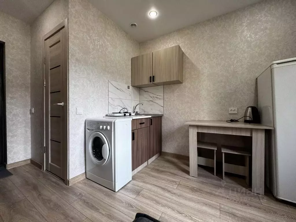 Комната Красноярский край, Красноярск ул. Железнодорожников, 11 (12.0 ... - Фото 1