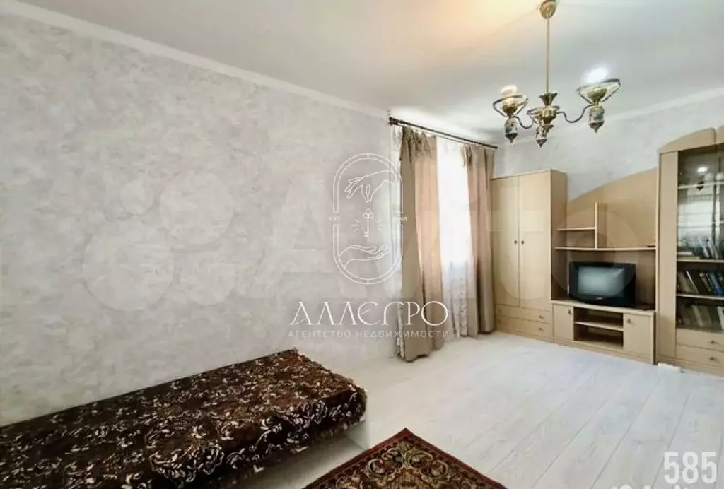 1-к. квартира, 42 м, 3/5 эт. - Фото 1