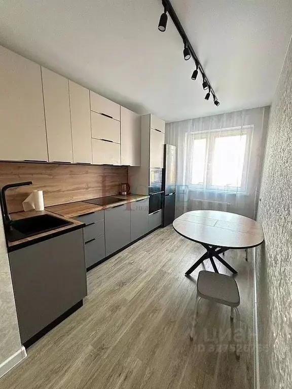 2-к кв. Новосибирская область, Новосибирск Сухарная ул., 96/3 (68.0 м) - Фото 1