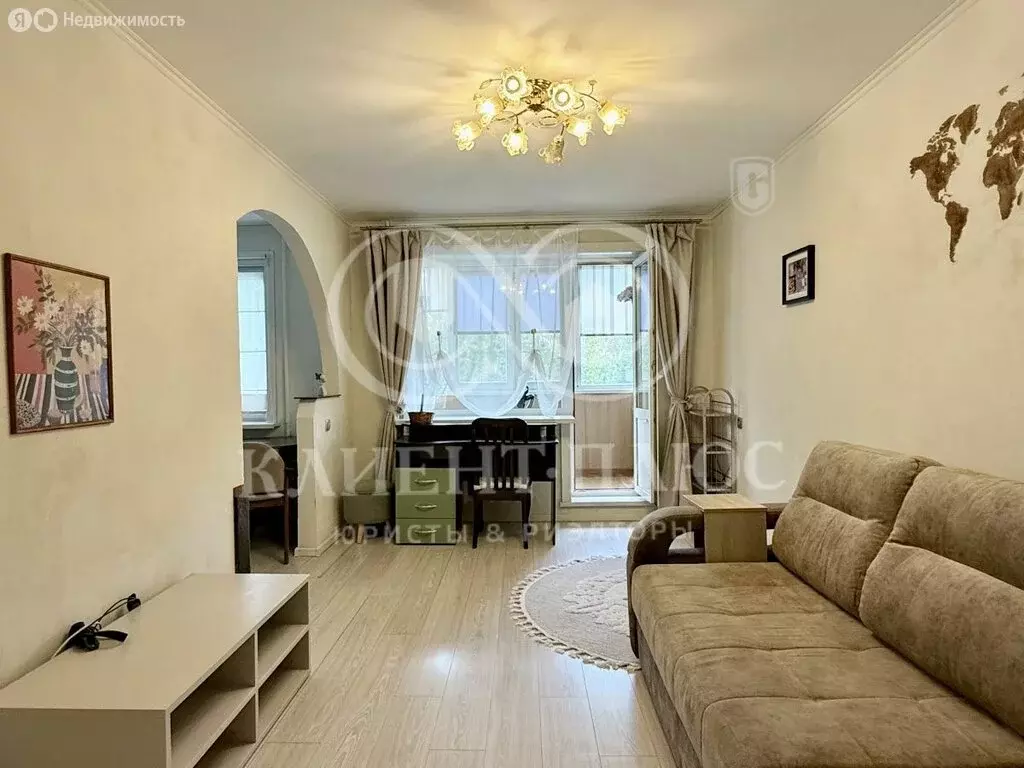 2-комнатная квартира: Южно-Сахалинск, Сахалинская улица, 32А (47.3 м) - Фото 0
