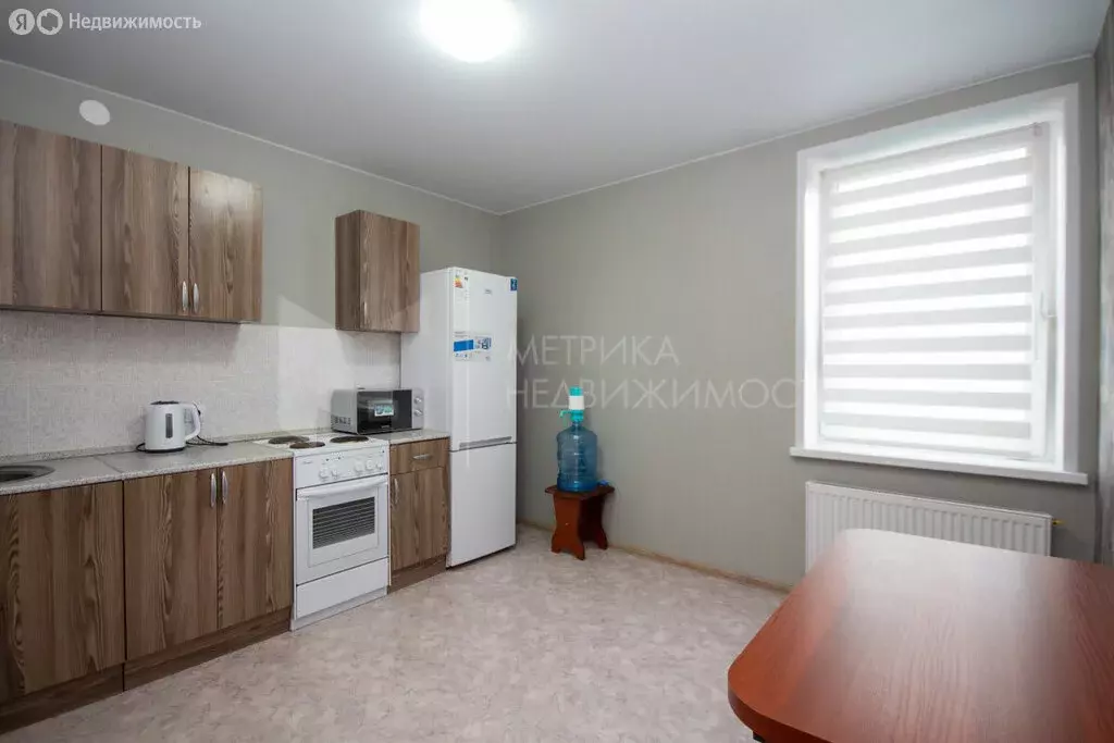 2-комнатная квартира: Тюмень, улица Республики, 204к13 (58.5 м) - Фото 1