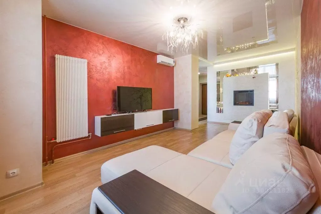 3-к кв. Свердловская область, Екатеринбург ул. Токарей, 40 (92.3 м) - Фото 2