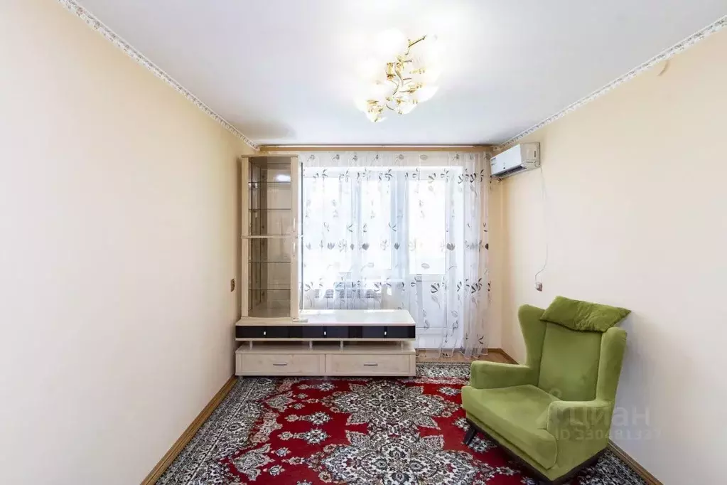 2-к кв. Тюменская область, Тюмень ул. 50 лет Октября, 84 (50.9 м) - Фото 1