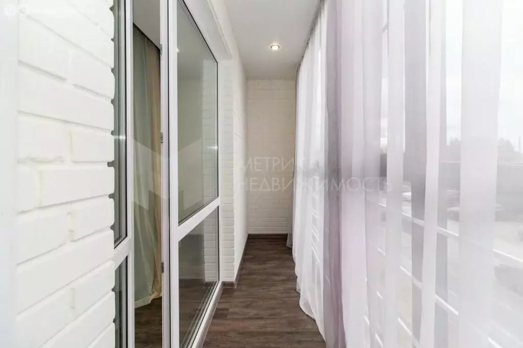Квартира-студия: Тюмень, Комбинатская улица, 54к2 (37 м) - Фото 0
