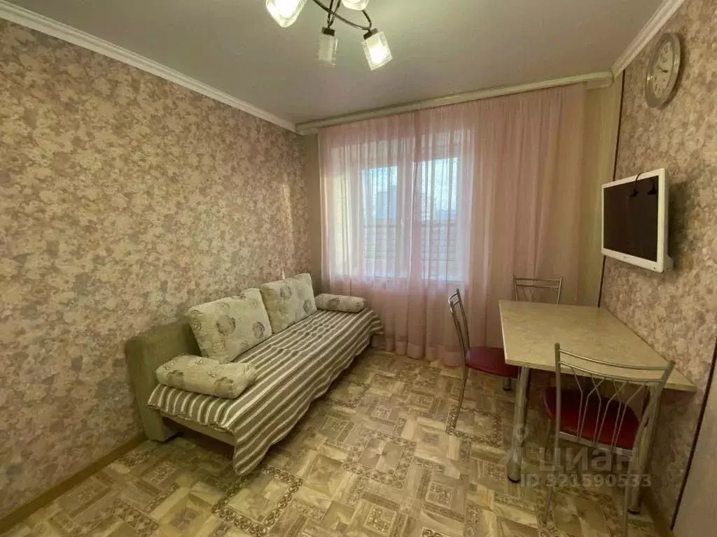1-к кв. Тюменская область, Тобольск 7-й мкр, 37 (40.0 м) - Фото 1