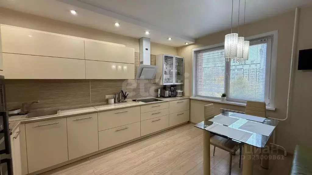 3-к кв. Владимирская область, Ковров ул. Строителей, 26 (82.0 м) - Фото 1