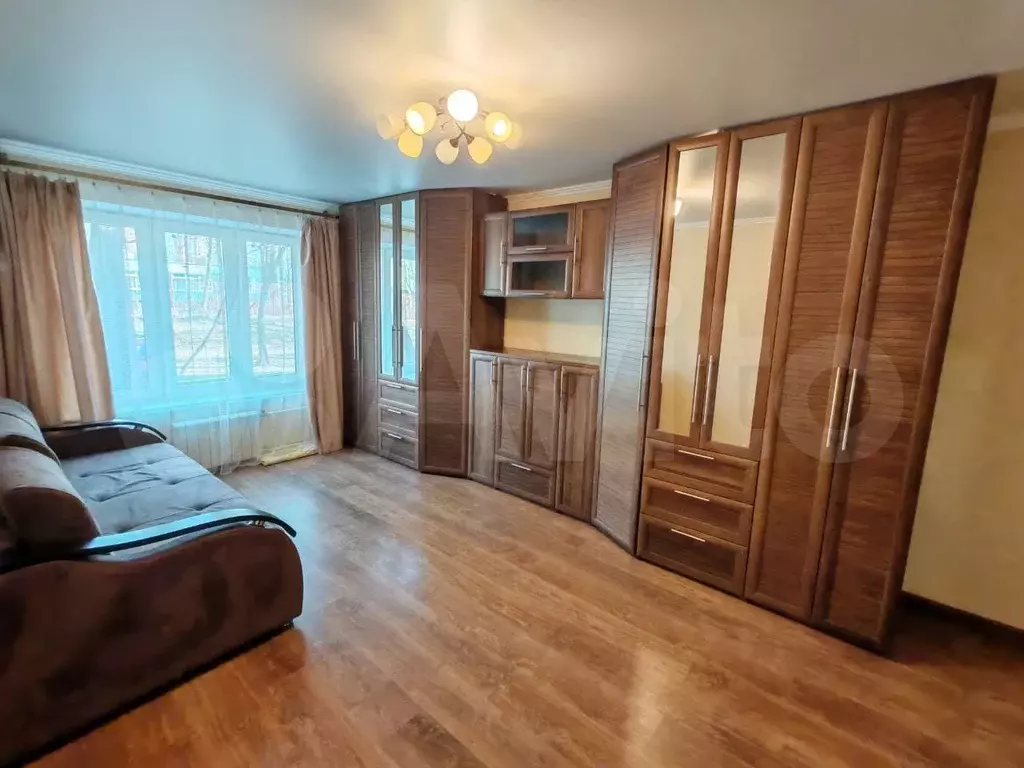 2-к. квартира, 60 м, 1/12 эт. - Фото 0