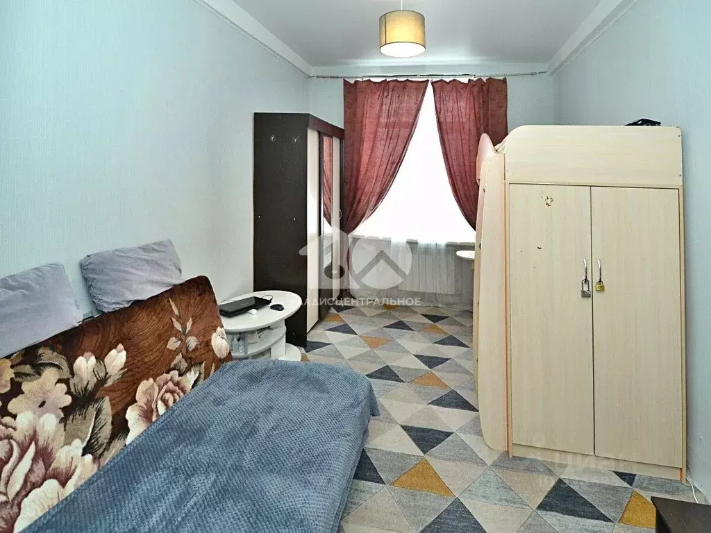 2-к кв. Новосибирская область, Новосибирск просп. Дзержинского, 40 ... - Фото 1