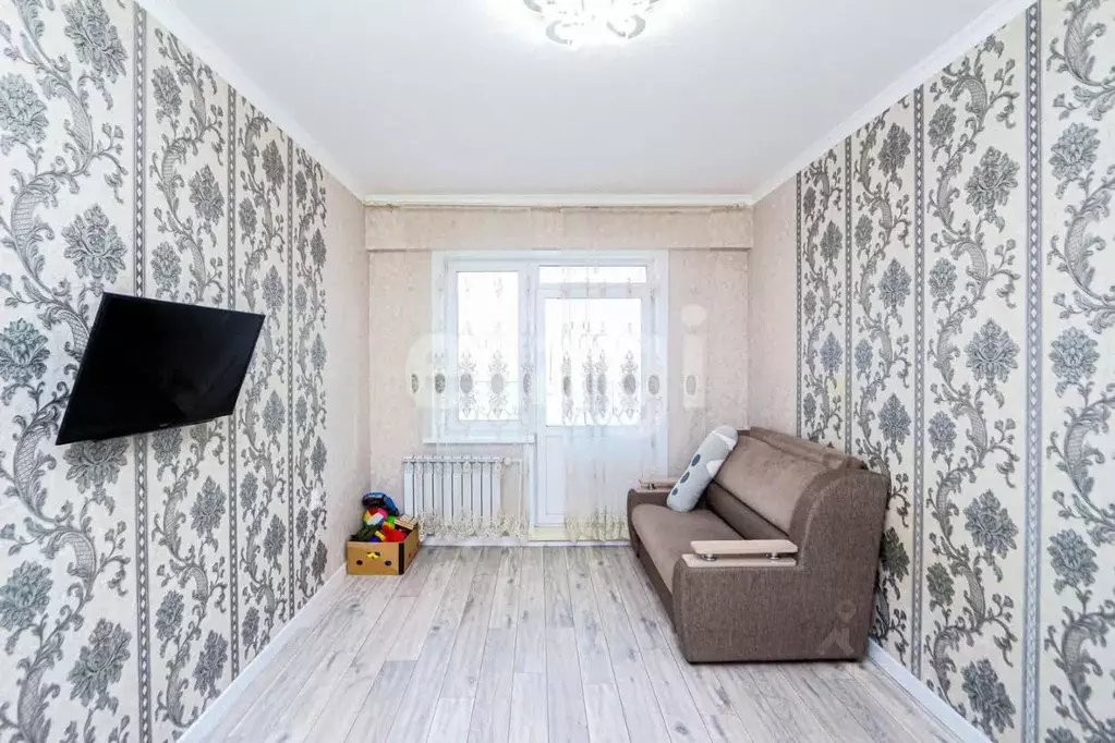 2-к кв. Бурятия, Улан-Удэ 47-й кв-л, ул. Конечная, 10к4 (60.3 м) - Фото 0