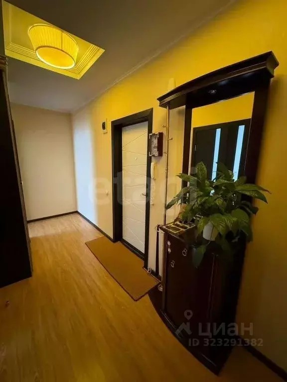 2-к кв. Ямало-Ненецкий АО, Новый Уренгой Молодежная ул., 19 (59.2 м) - Фото 1