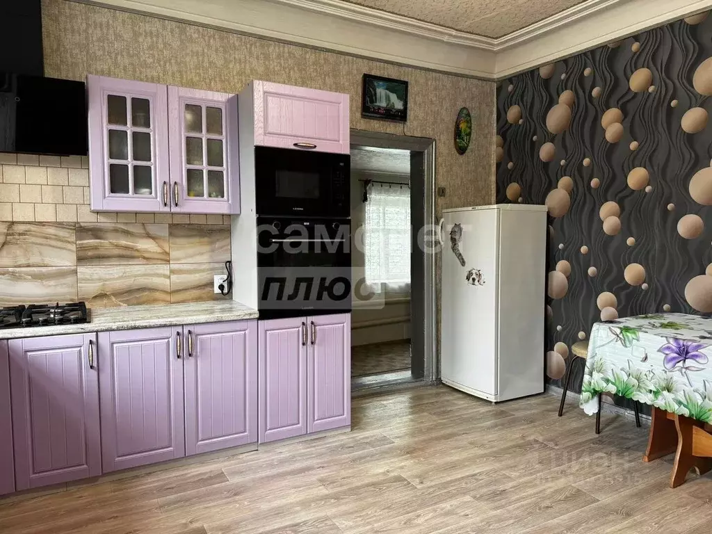 Дом в Оренбургская область, Оренбург Октябрьская ул., 11 (73 м) - Фото 1