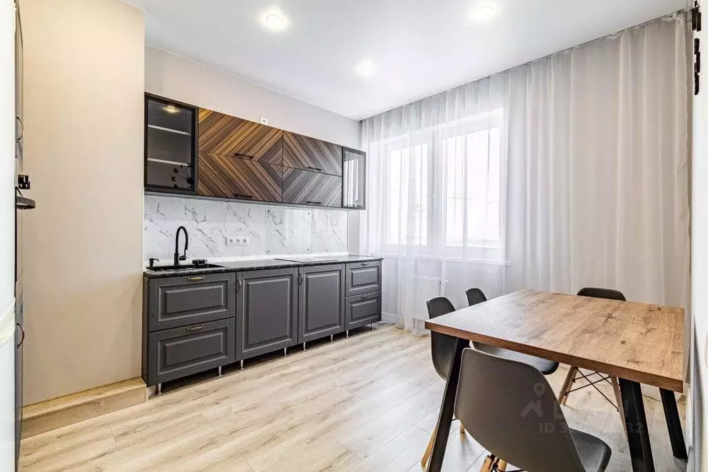 2-к кв. Свердловская область, Екатеринбург ул. Красных Командиров, ... - Фото 1