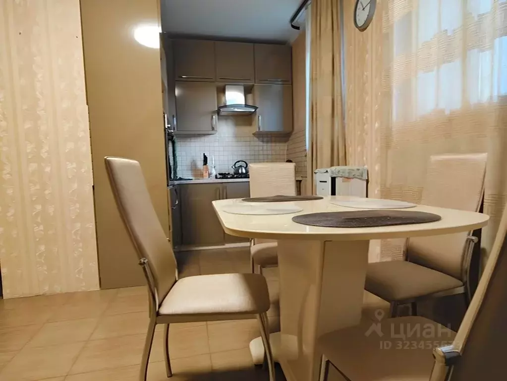 Дом в Московская область, Наро-Фоминск ул. 1-я Озерная, 6 (100 м) - Фото 2