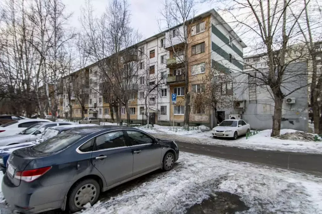 Комната 7 м в 1-к., 1/5 эт. - Фото 1