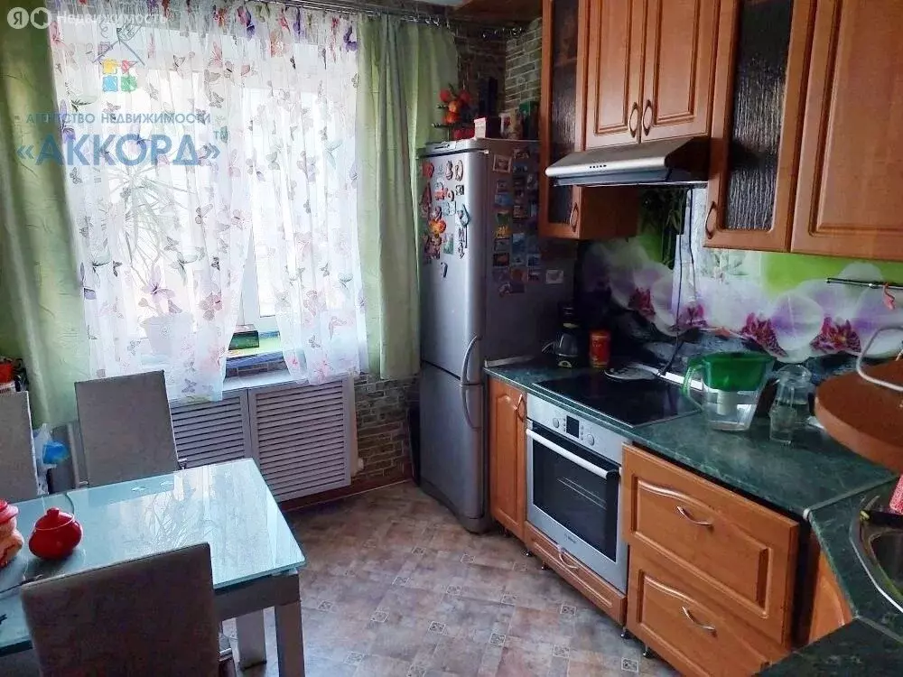 4-комнатная квартира: Барнаул, Павловский тракт, 233 (78 м) - Фото 2