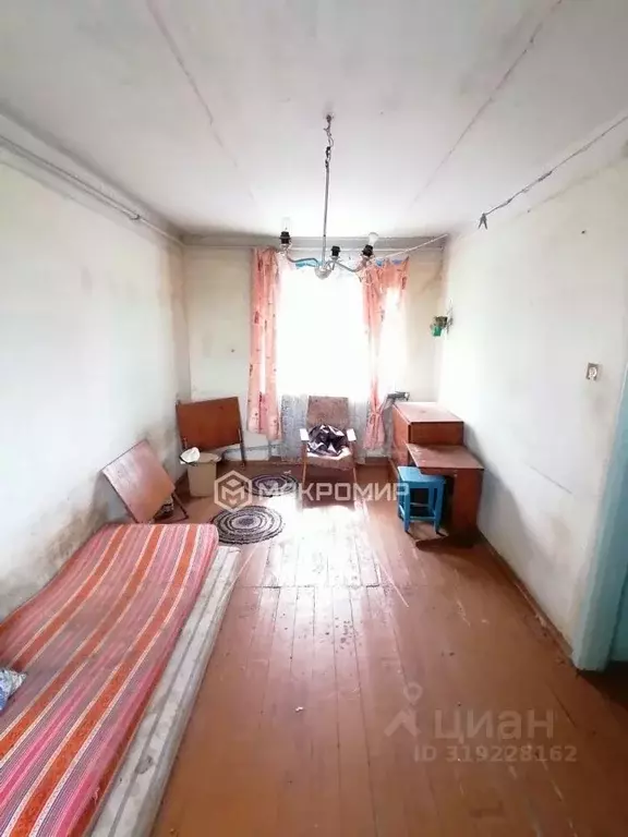 3-к кв. Брянская область, Жуковский муниципальный округ, д. Леденево 8 ... - Фото 2