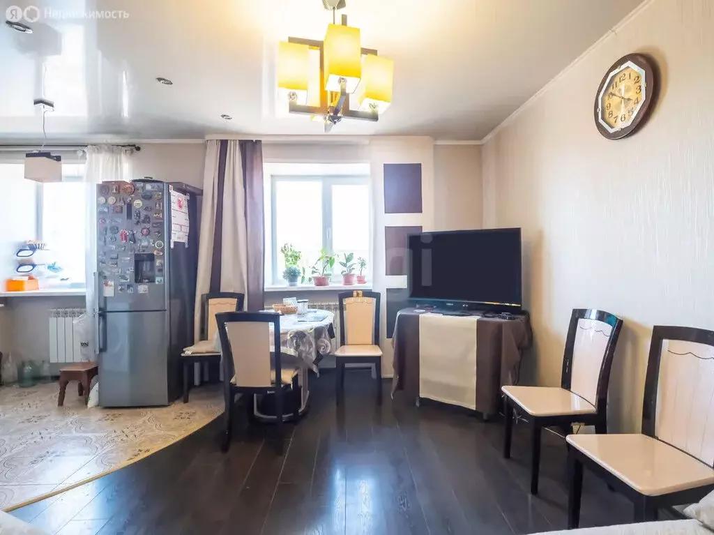 2-комнатная квартира: Улан-Удэ, улица Гагарина, 13 (56.4 м) - Фото 1