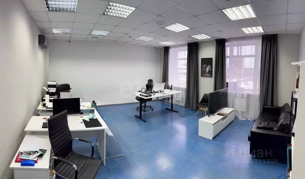 Офис в Тюменская область, Тюмень ул. Пермякова, 1 (66 м) - Фото 1