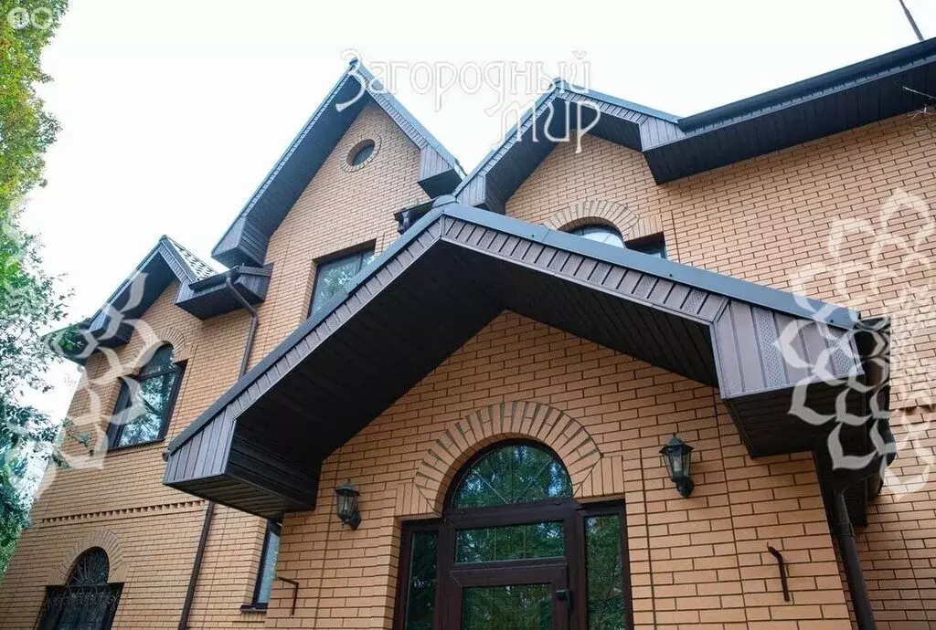 Дом в посёлок городского типа Селятино (400 м) - Фото 1