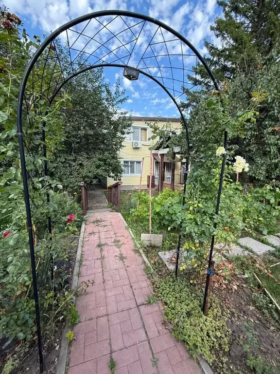 Дом в Саратовская область, Энгельсский район, Красноярское ... - Фото 2