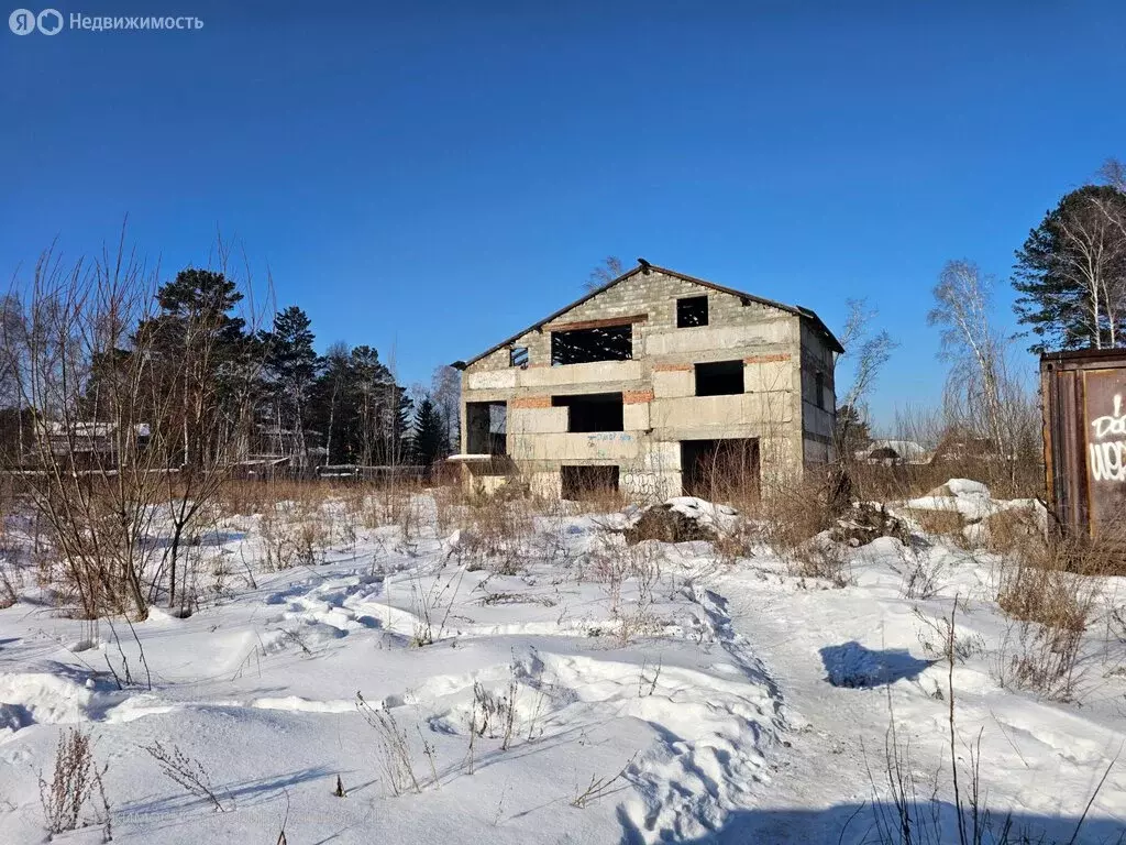 Дом в село Смоленщина, Таёжная улица, 12 (350 м) - Фото 1