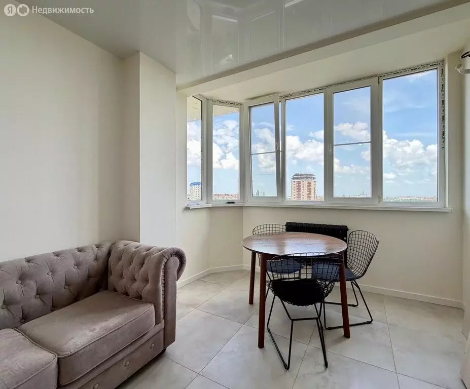 2-комнатная квартира: Нальчик, улица Тарчокова, 21к1 (60 м) - Фото 1
