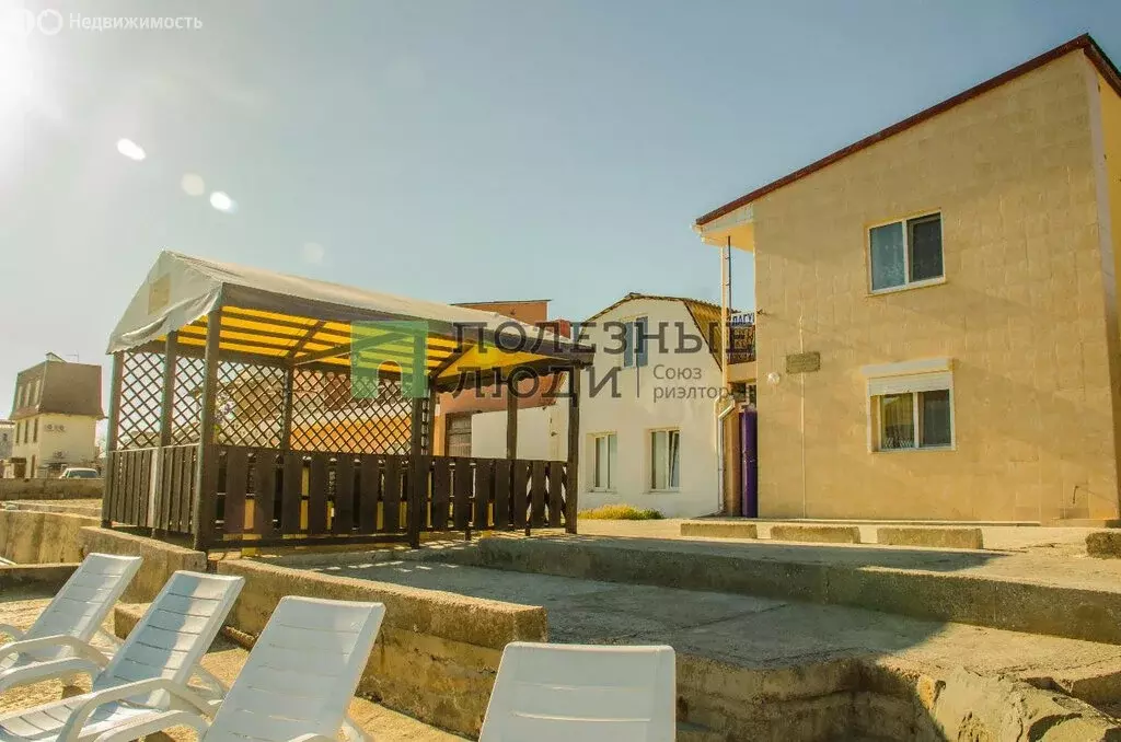 Дом в Евпатория, Симферопольская улица, 69А (240 м) - Фото 1