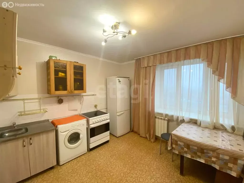 2-комнатная квартира: Майский, Садовая улица, 10 (64.7 м) - Фото 2