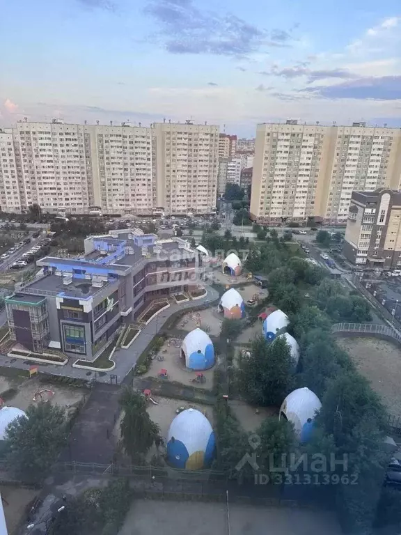 2-к кв. Тюменская область, Тюмень ул. Николая Зелинского, 19 (61.4 м) - Фото 1