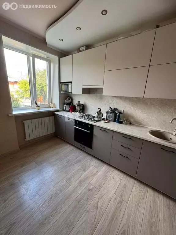 3-комнатная квартира: Орск, улица Строителей, 2 (73 м) - Фото 1