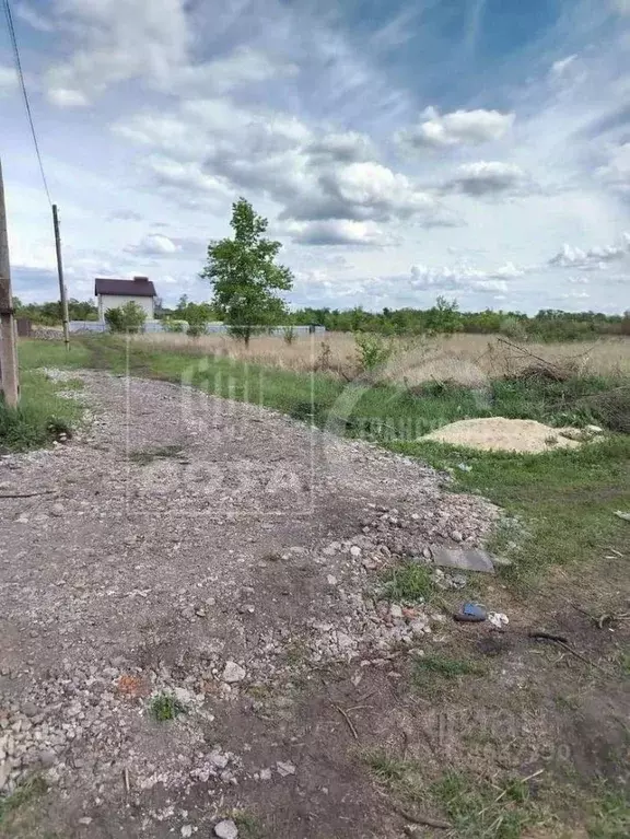 Участок в Воронежская область, Новоусманский район, Усманское 1-е ... - Фото 0
