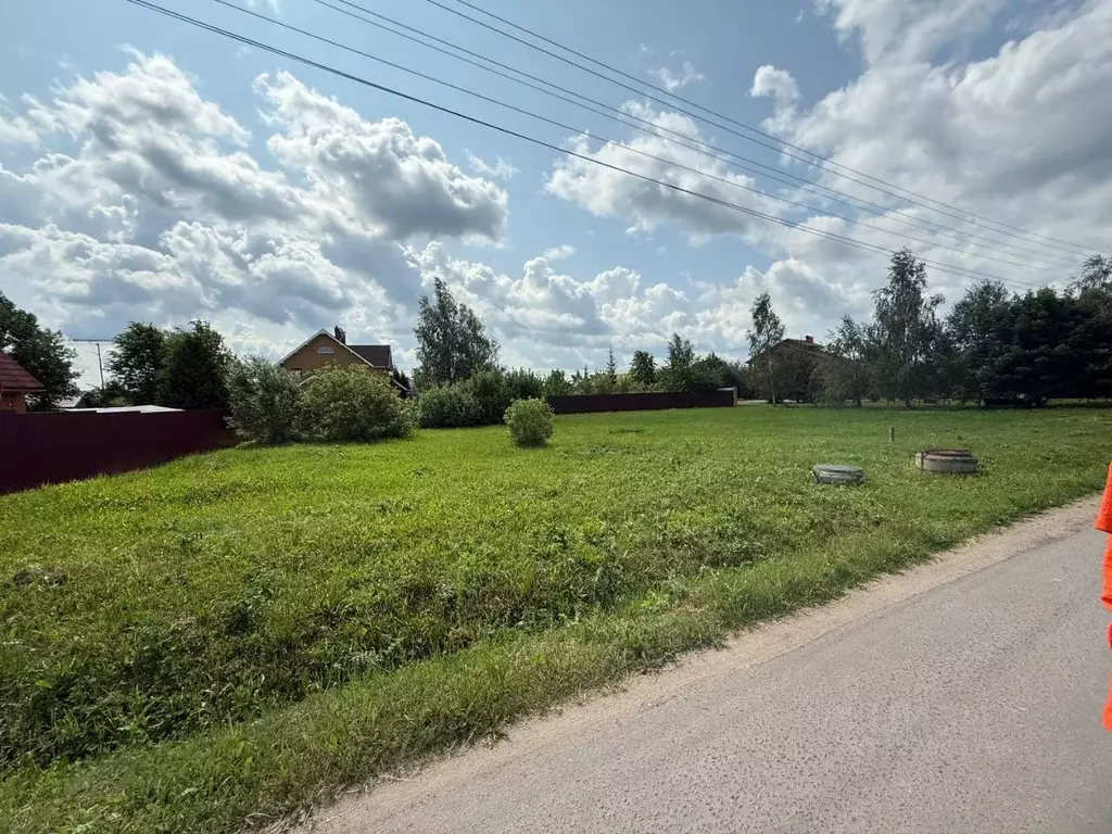 Участок в Московская область, Подольск городской округ, д. Бережки ул. ... - Фото 0