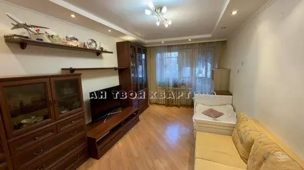 Продается 2-комнатная квартира - Фото 1