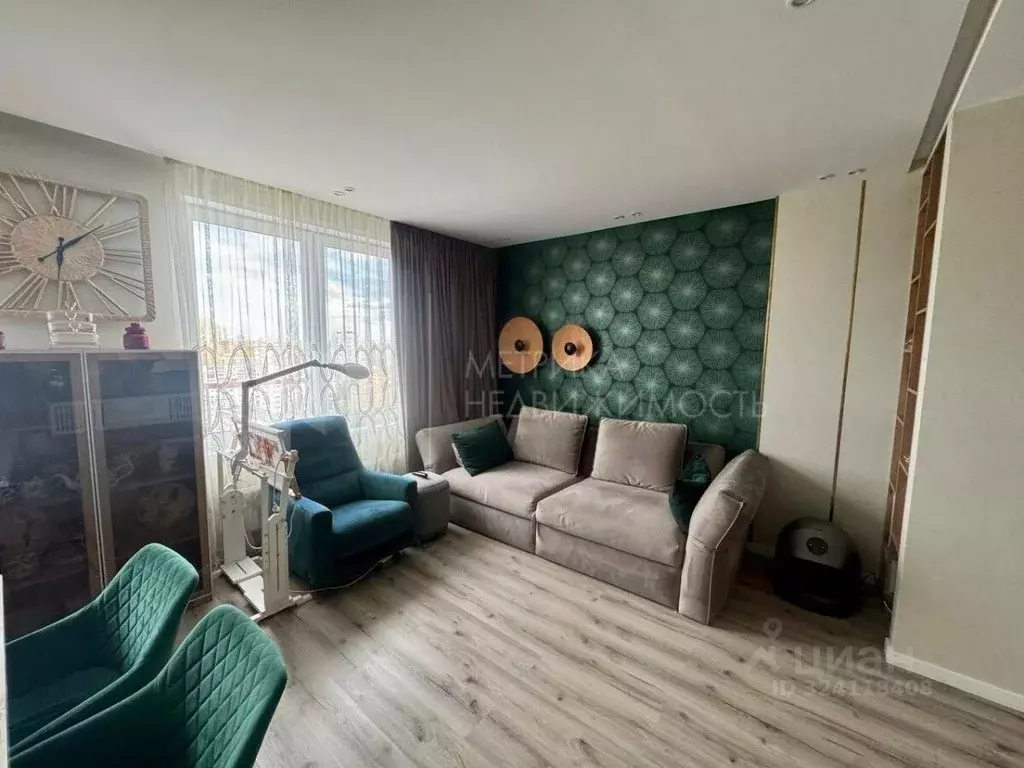 2-к кв. Тюменская область, Тюмень ул. Муравленко, 11 (74.0 м) - Фото 1