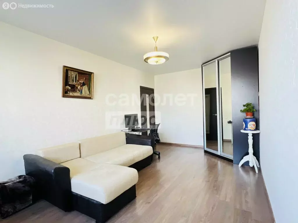 2-комнатная квартира: посёлок Карачиха, Радужный переулок, 3 (56 м) - Фото 1