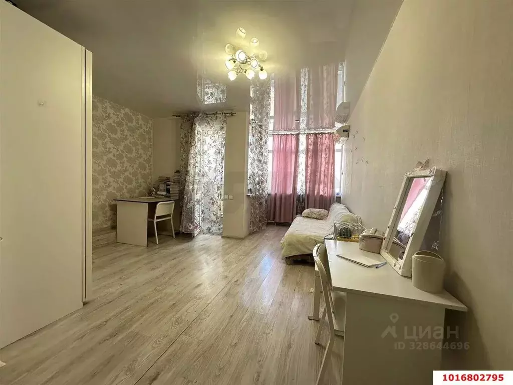 Студия Краснодарский край, Краснодар ул. Архитектора Ишунина (30.0 м) - Фото 1