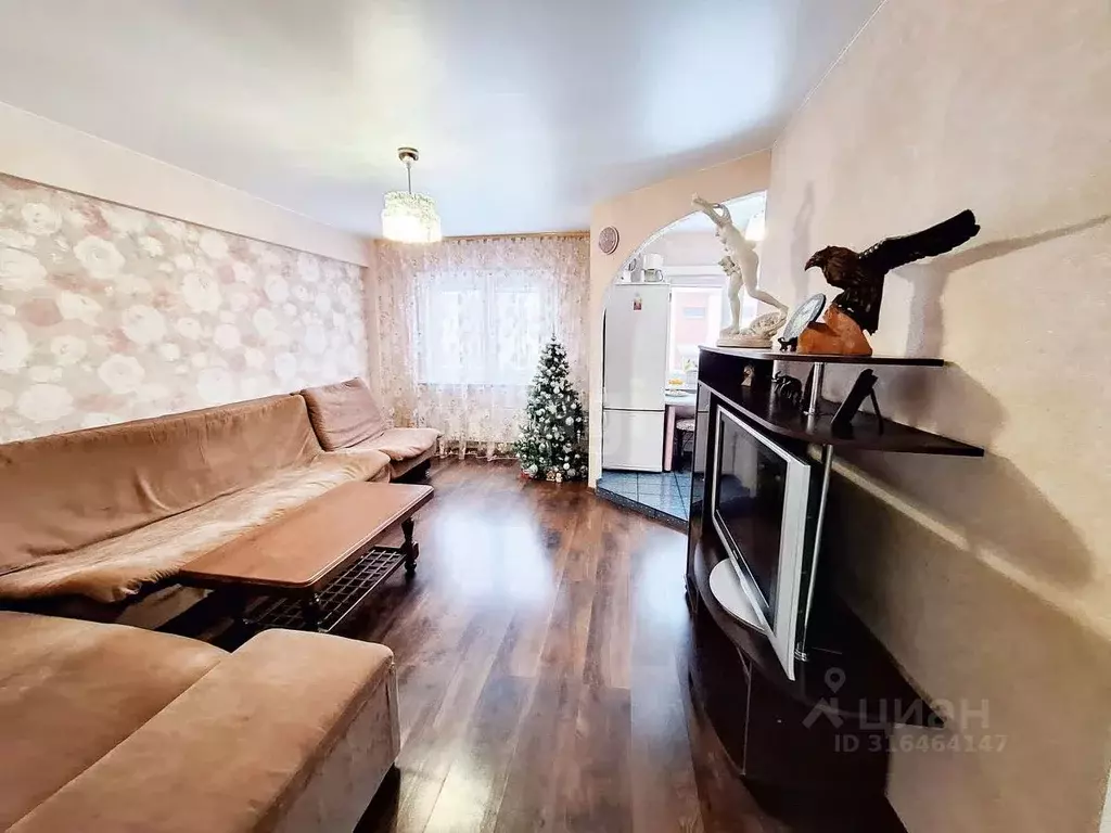 3-к кв. Кемеровская область, Ленинск-Кузнецкий ул. Лесной городок, 24 ... - Фото 0